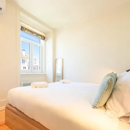 Eco Luxury Lisboa-campo De Ourique Apartment *